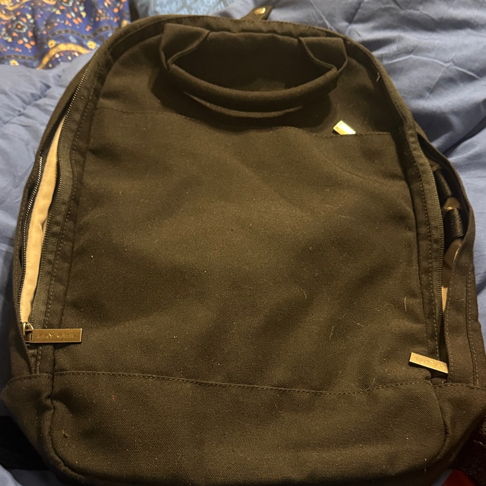 Classic black Backpack - Picture 5 of 7